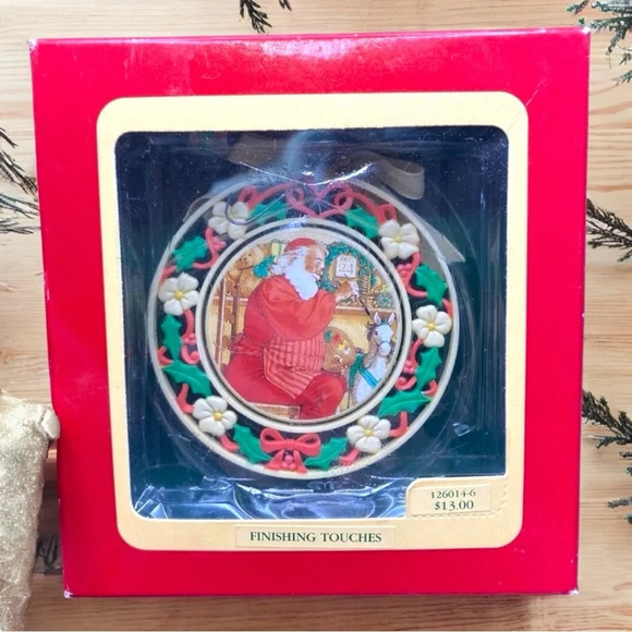 VINTAGE 1993 Carlton Cards Heirloom Collection Santa Claus Christmas Ornament - Picture 4 of 8